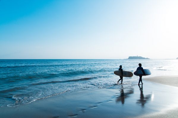 街コンレポート＿七里ヶ浜のサーファー