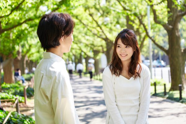 街コンレポート＿男女が向き合っています